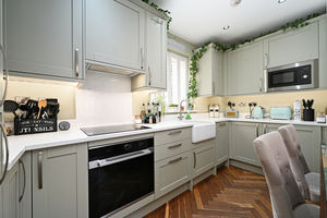 10 Hawthorne Mews Broomhill